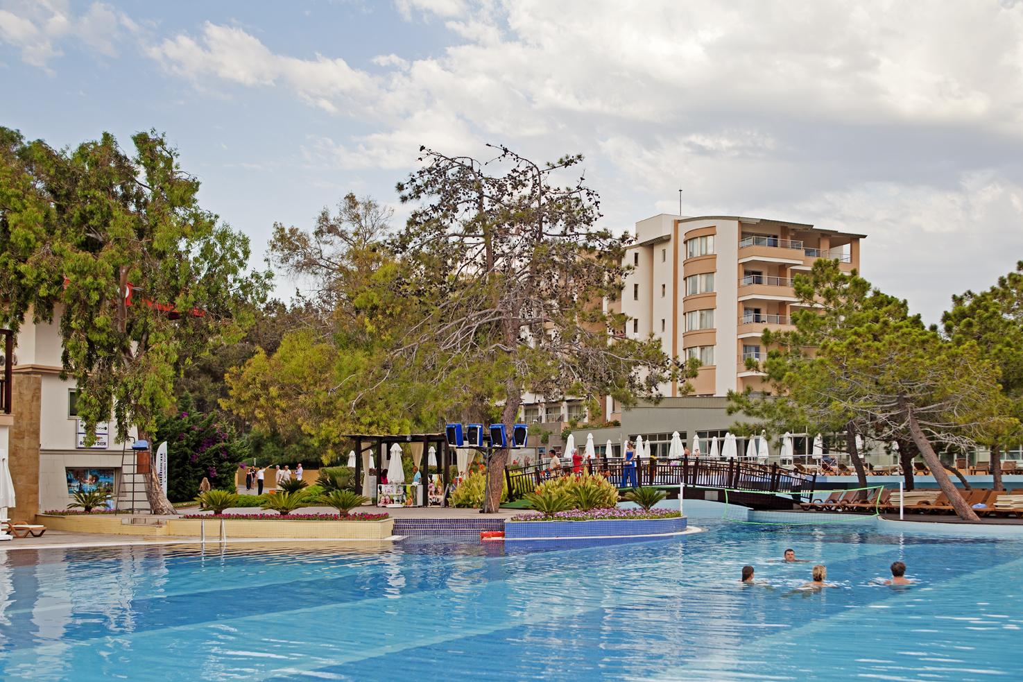 Sueno Complex Side